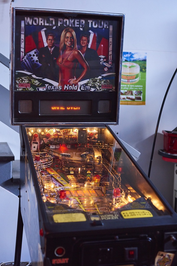 World Poker Tour Flipperautomat mieten – Stern Pinball von 2003